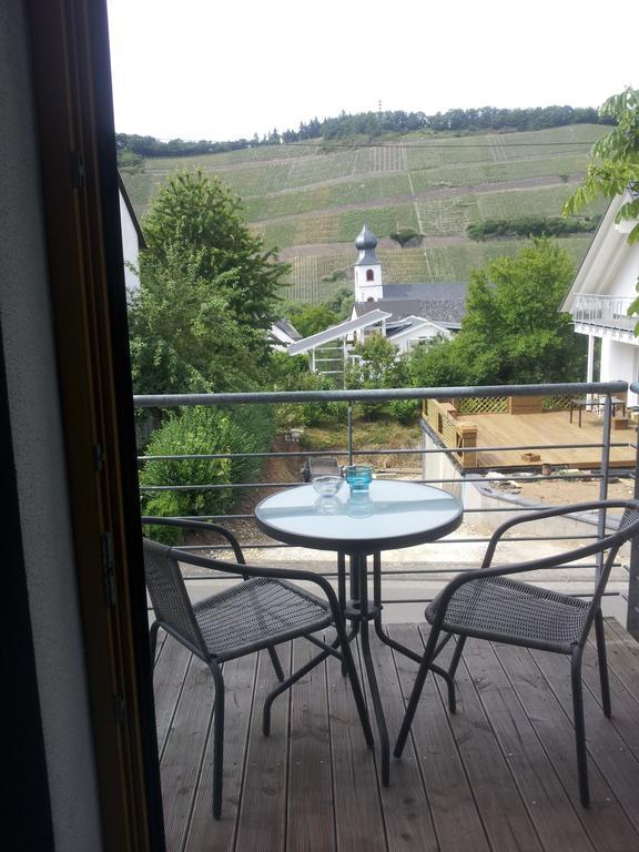 Gaestehaus Jufferpanorama Brauneberg Szoba fotó
